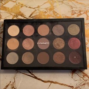 Mac customized eyeshadow palette